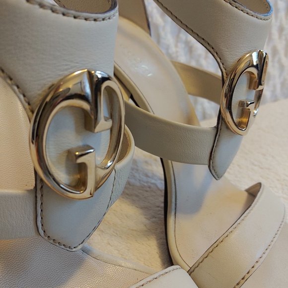 GUCCI Interlocking GG Gladiator Sandal Heels - Picture 4 of 16